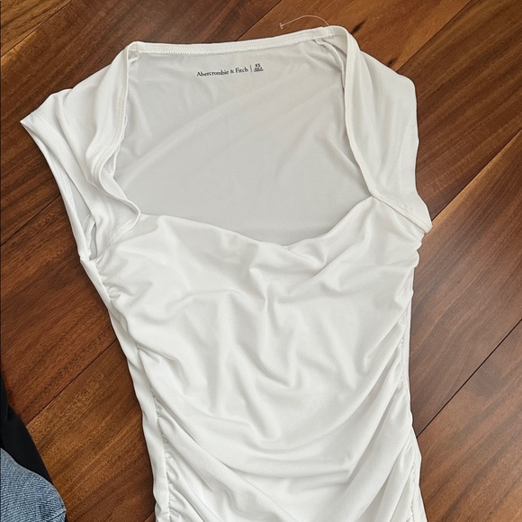 ABERCROMBIE AND FITCH AVA BLACK AND WHITE SEAMLESS BODYSUITS BOTH SIZE XS - Picture 5 of 14